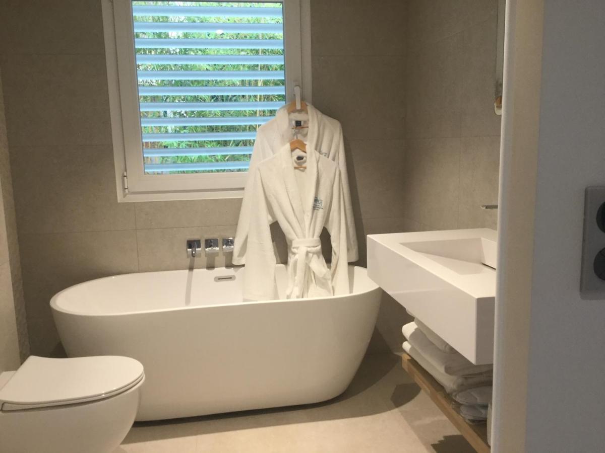 Villa Catleya Appart Hotel Saint-Raphaël 外观 照片